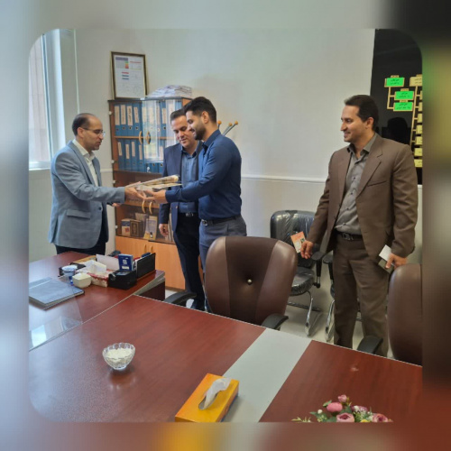 گرامیداشت روز ارتباطات و روابط عمومی در مجتمع آموزشی درمانی امیرالمؤمنین(ع)